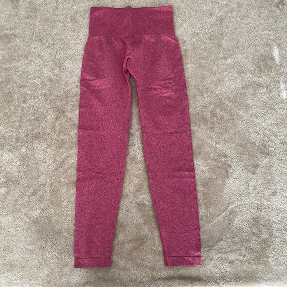 SOLD! NVGTN - Crimson NV Seamless - XS - Picture 3 of 6